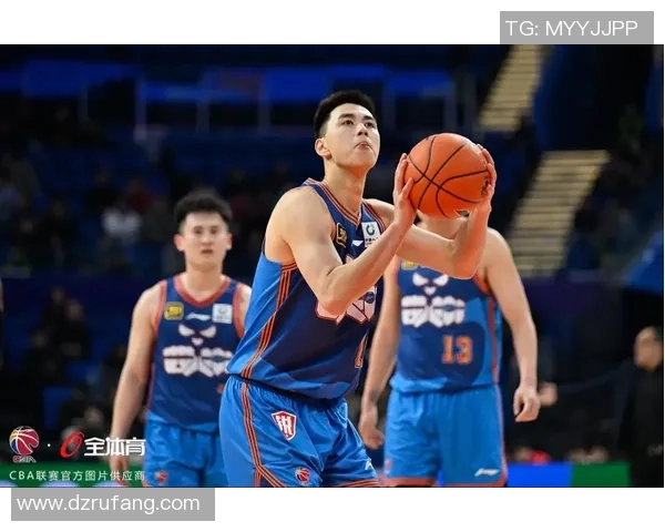 CBA新赛季全面引入国际规则改革 助力联赛提升竞争力与观赏性 CBA新赛季全面引入国际规则改革 助力联赛提升竞争力与观赏性